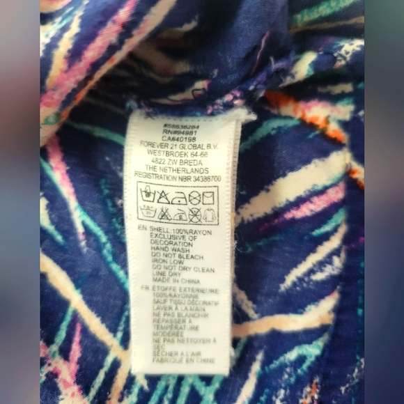 🦜🦜3/$25. Forever 21 BLOUSE XS - Picture 8 of 8